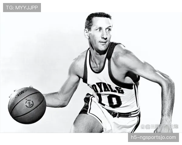 奥斯卡·罗伯特森关键时刻组织能力明显优于同时代控卫